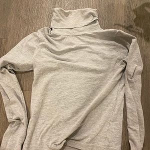 2 x American Apparel turtleneck long sleeves - XS - black and grey